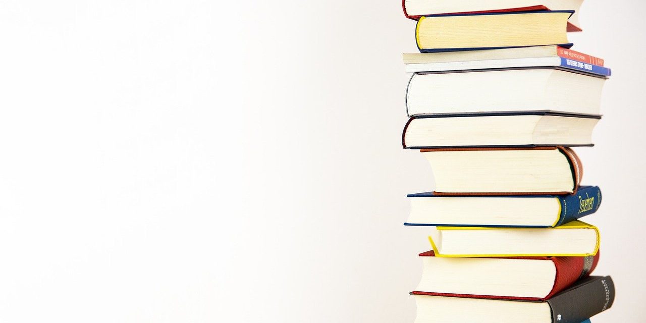 In deze blog behandel ik twee boeken die erg handig zijn voor een promovendus