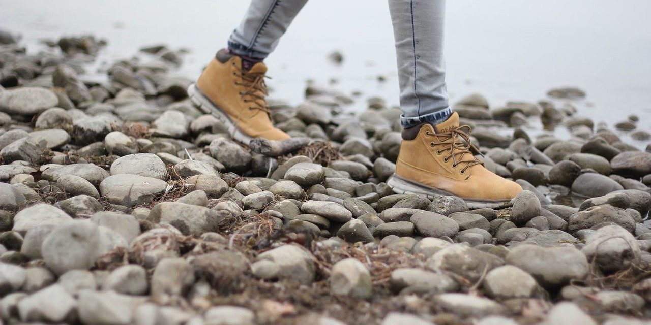 Wandelen is een goedkope en makkelijke manier om te bewegen en heeft heel veel voordelen.